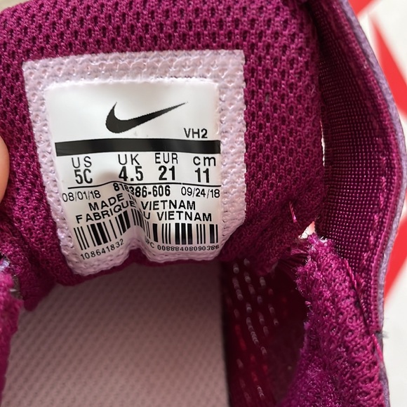 New Nike Tanjun size 5c - Picture 5 of 5